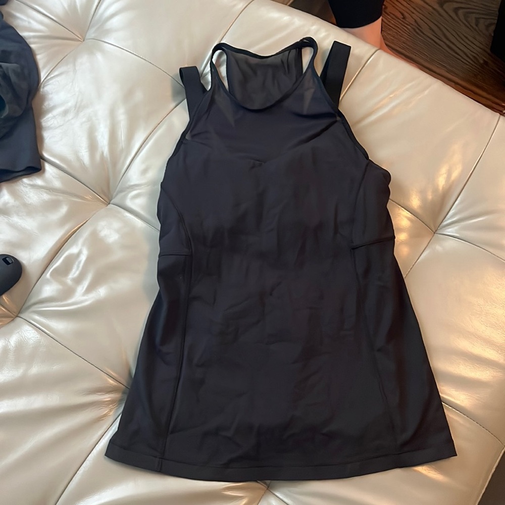 Black Lululemon mesh tank